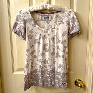 American Eagle Short Sleeve Shirt - Size Small
